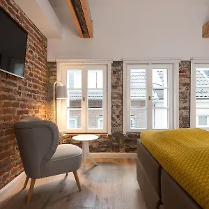 https://square-rooms-20.topcolognehotels.com
