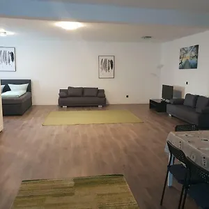 Apartment Apartmens Center